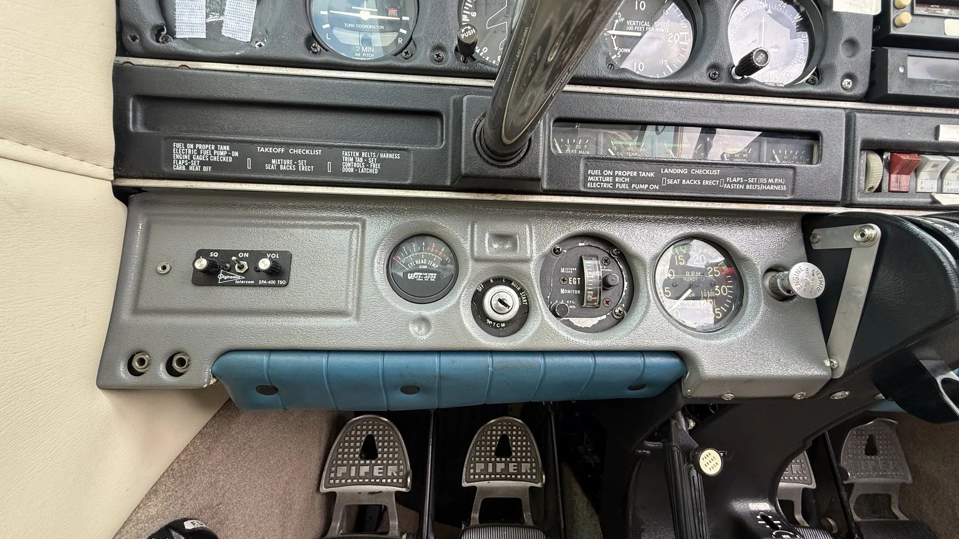 The lower panel showing engine gauges, the ignition, and the throttle quadrant.